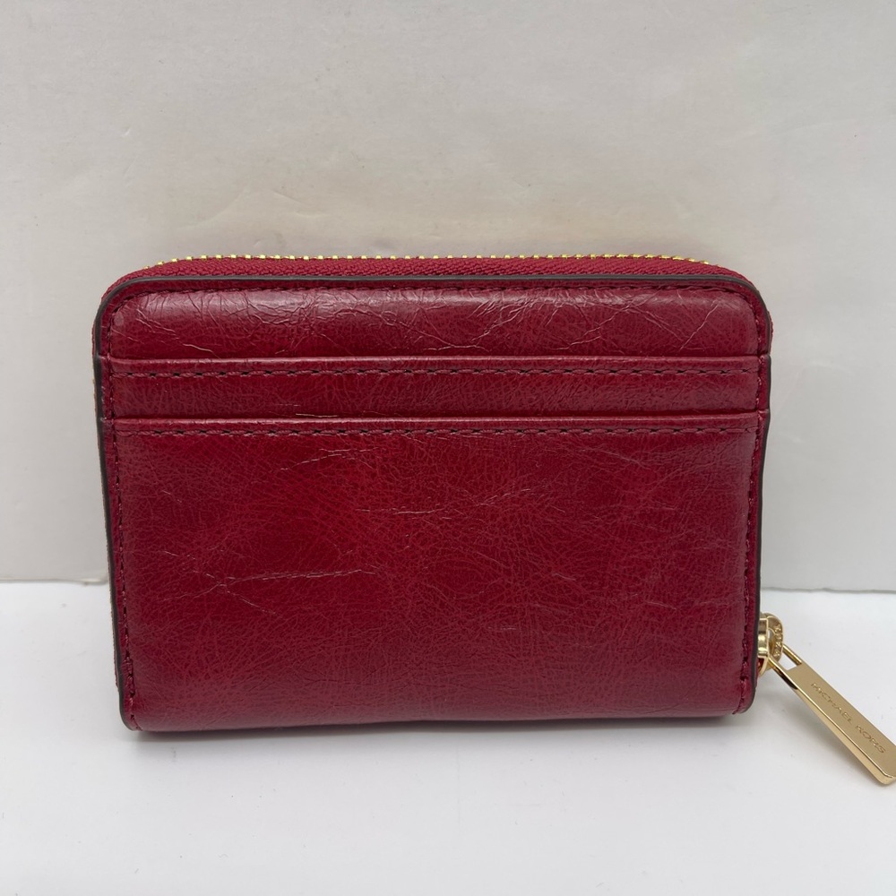 MICHAEL KORS Jet Set Medium Distressed Zip Around Card Case
Cherry 
NWT - Picture 3 of 16